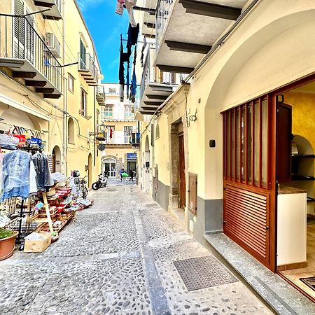 Il Rifugio Del Marinaio By Housilia Apartment Cefalu Luaran gambar